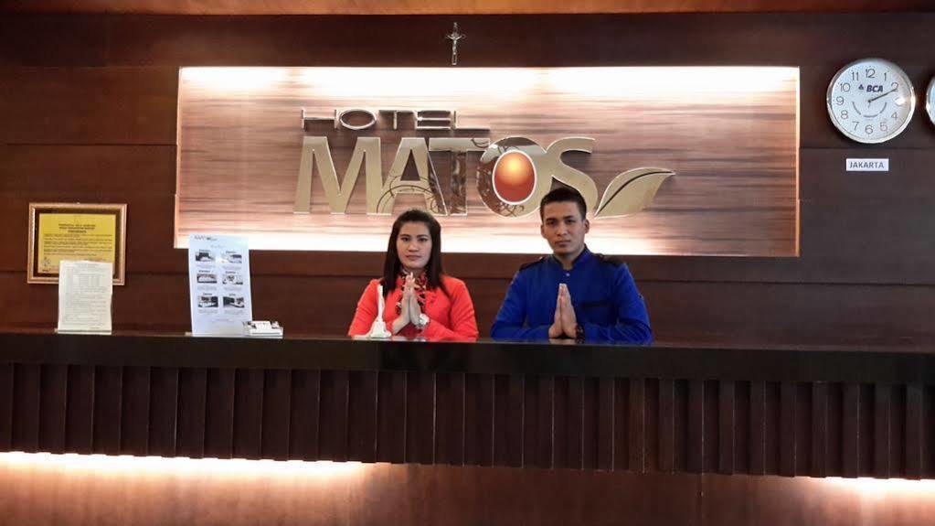 Hotel Matos Jayapura Exterior photo